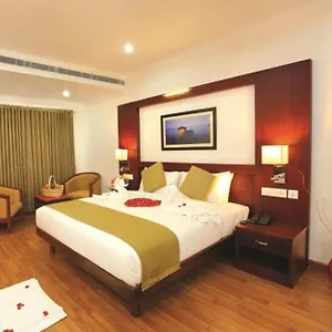 Hotel Raj Regency, Nilamel