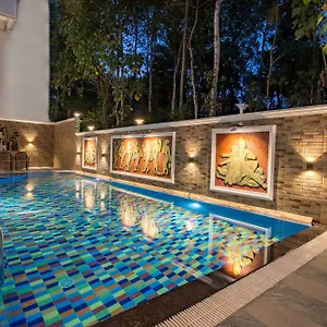 Hotel Crown Valley Thekkady, Kumily